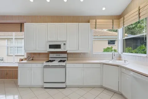 6505 Berkshire Place University Park FL 34201