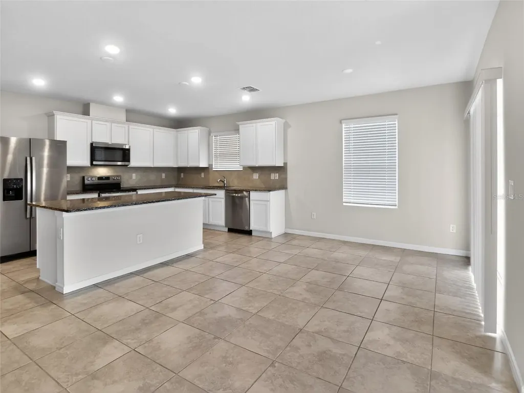 1612 Aspen Avenue Davenport FL 33837