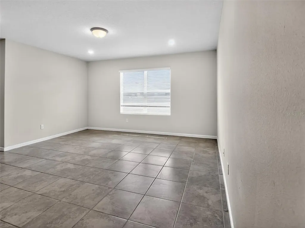 1612 Aspen Avenue Davenport FL 33837