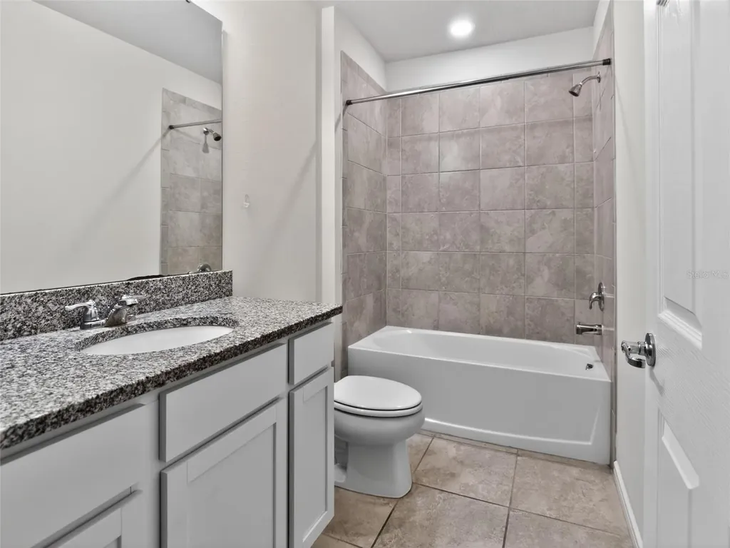 1612 Aspen Avenue Davenport FL 33837