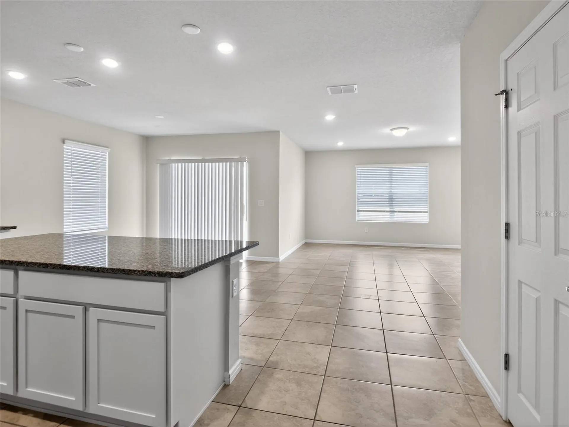 1612 Aspen Avenue Davenport FL 33837