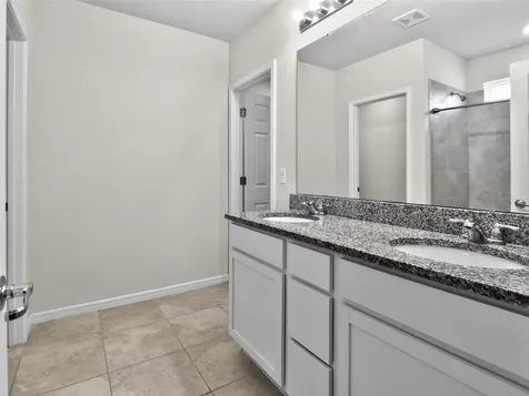 1612 Aspen Avenue Davenport FL 33837