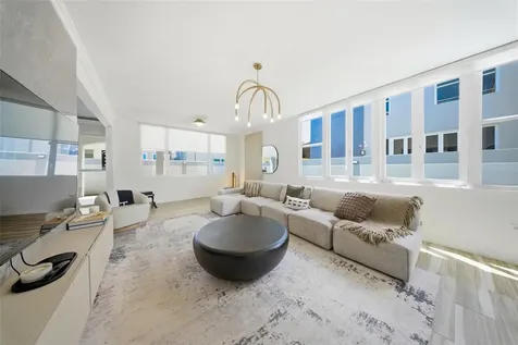85 Cielo Esmeralda Street Vega Alta PR 00692