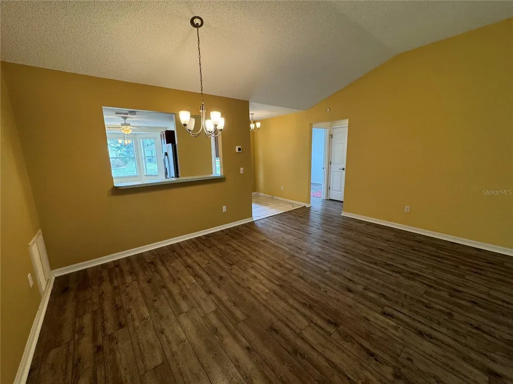 1105 San Antonio Lane Lady Lake FL 32159