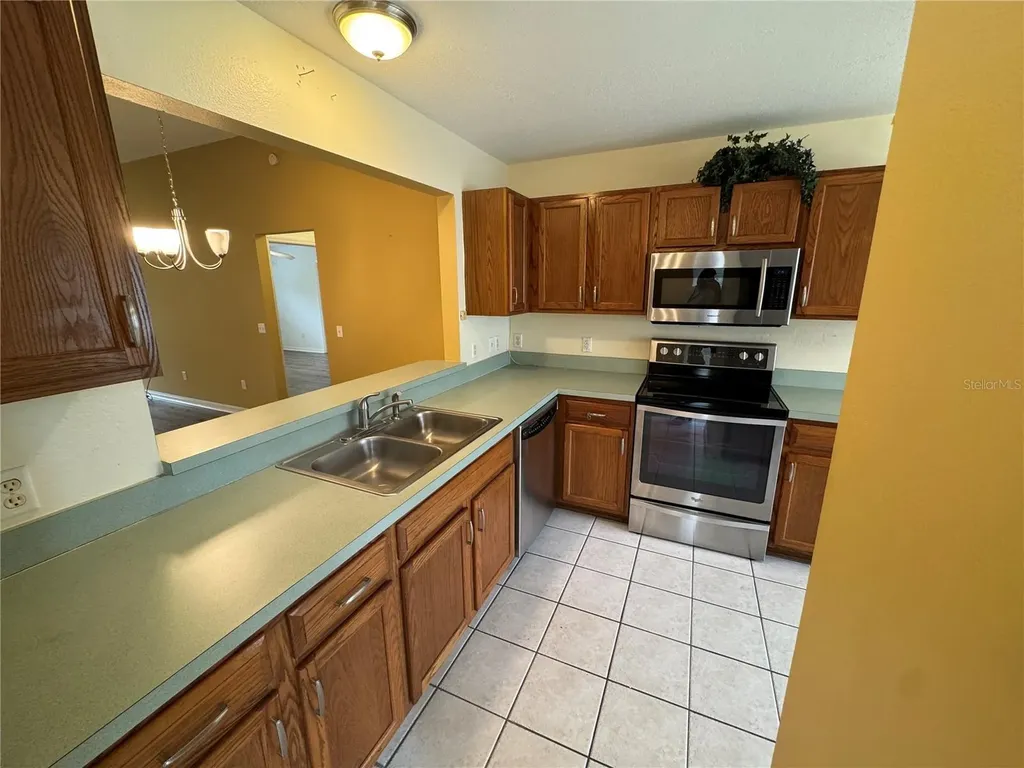 1105 San Antonio Lane Lady Lake FL 32159
