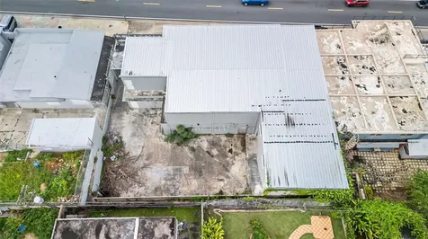3RD Street Hernaos Davila Bayamon PR 00959