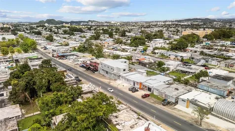 3RD Street Hernaos Davila Bayamon PR 00959