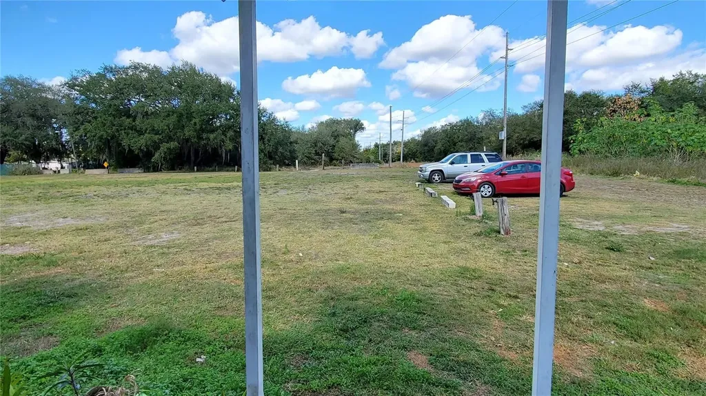 1002 Daniels Street Dundee FL 33838