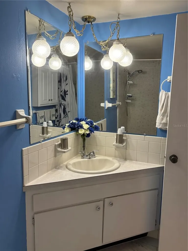 6000 1st Avenue S St Petersburg FL 33707