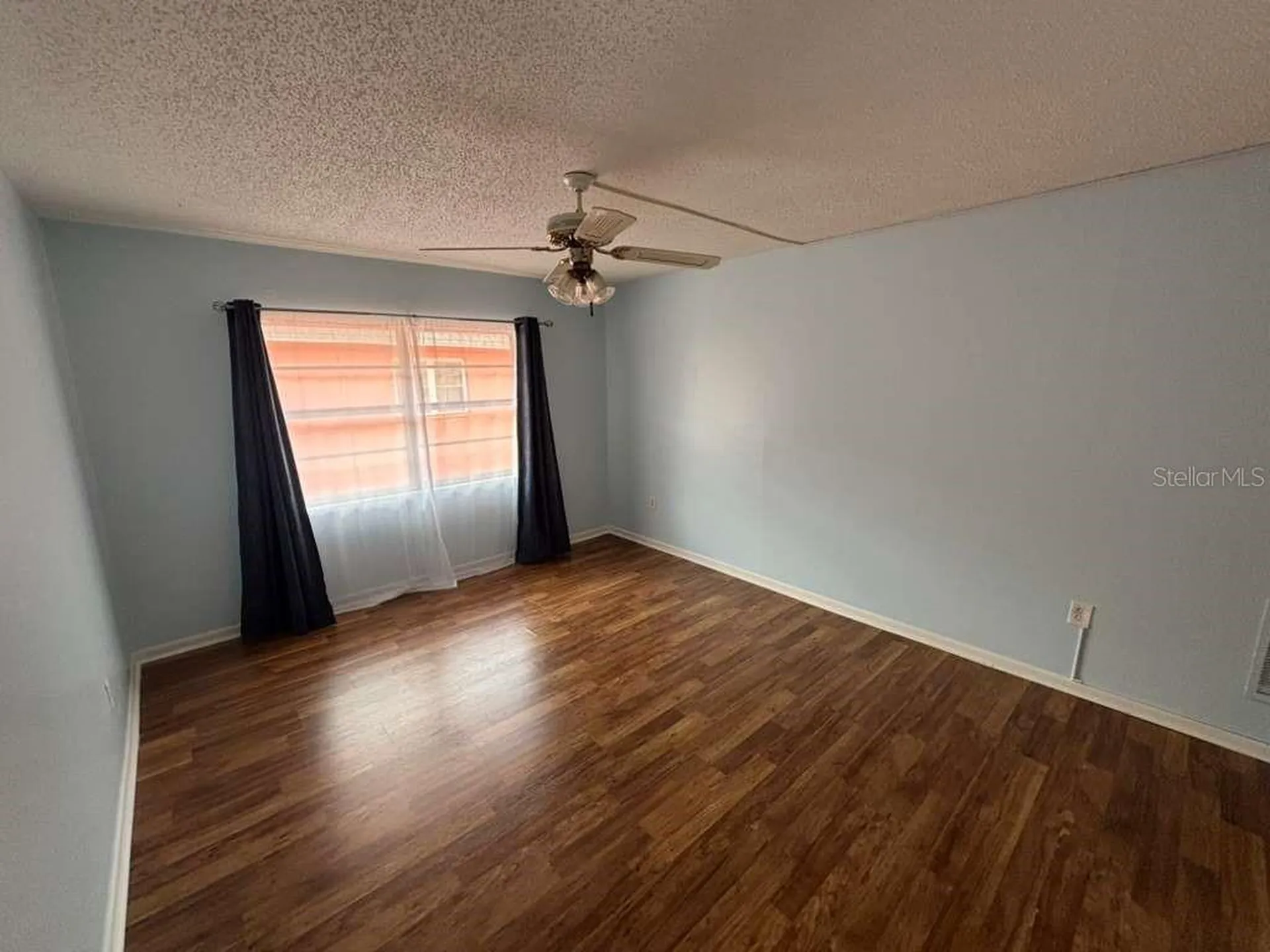 660 62nd Avenue N St Petersburg FL 33702
