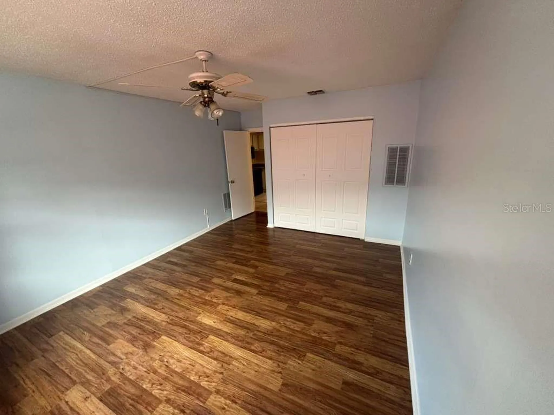 660 62nd Avenue N St Petersburg FL 33702