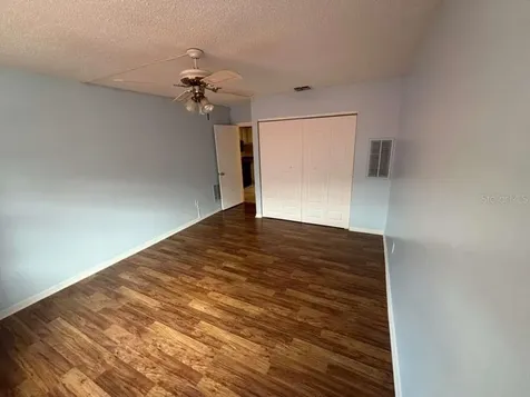 660 62nd Avenue N St Petersburg FL 33702