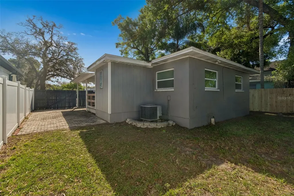6710 N Harer Street Tampa FL 33604