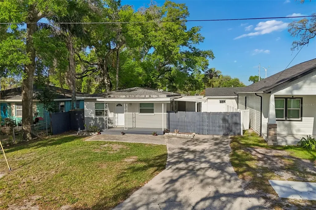 6710 N Harer Street Tampa FL 33604
