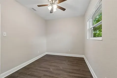 6710 N Harer Street Tampa FL 33604