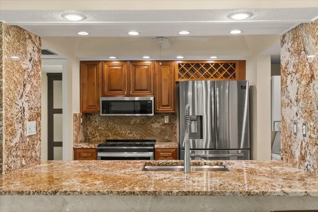 450 S Gulfview Boulevard Clearwater Beach FL 33767