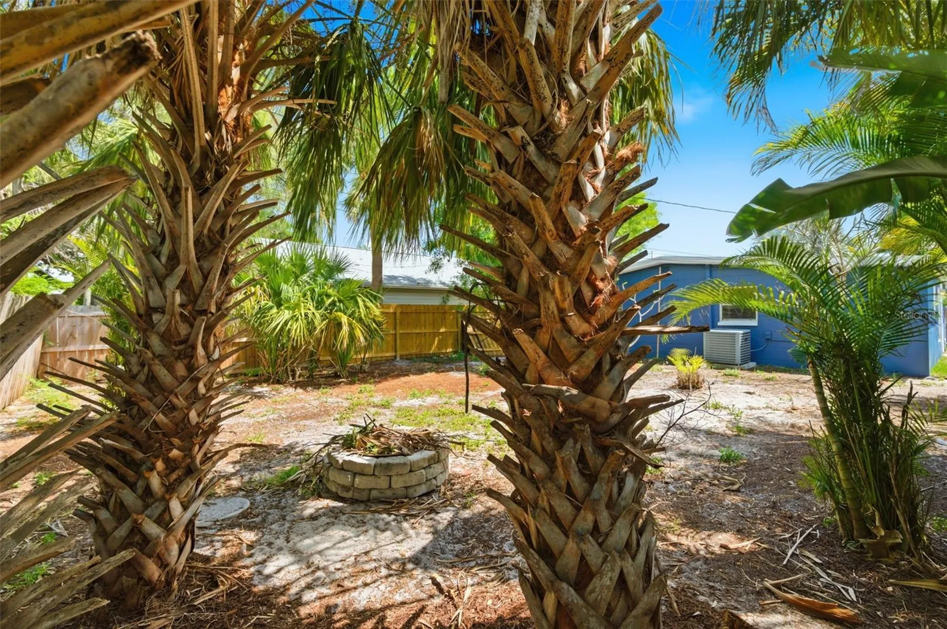 7211 32nd Avenue N St Petersburg FL 33710
