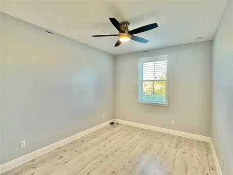 9799 Winnington Street Orlando FL 32832