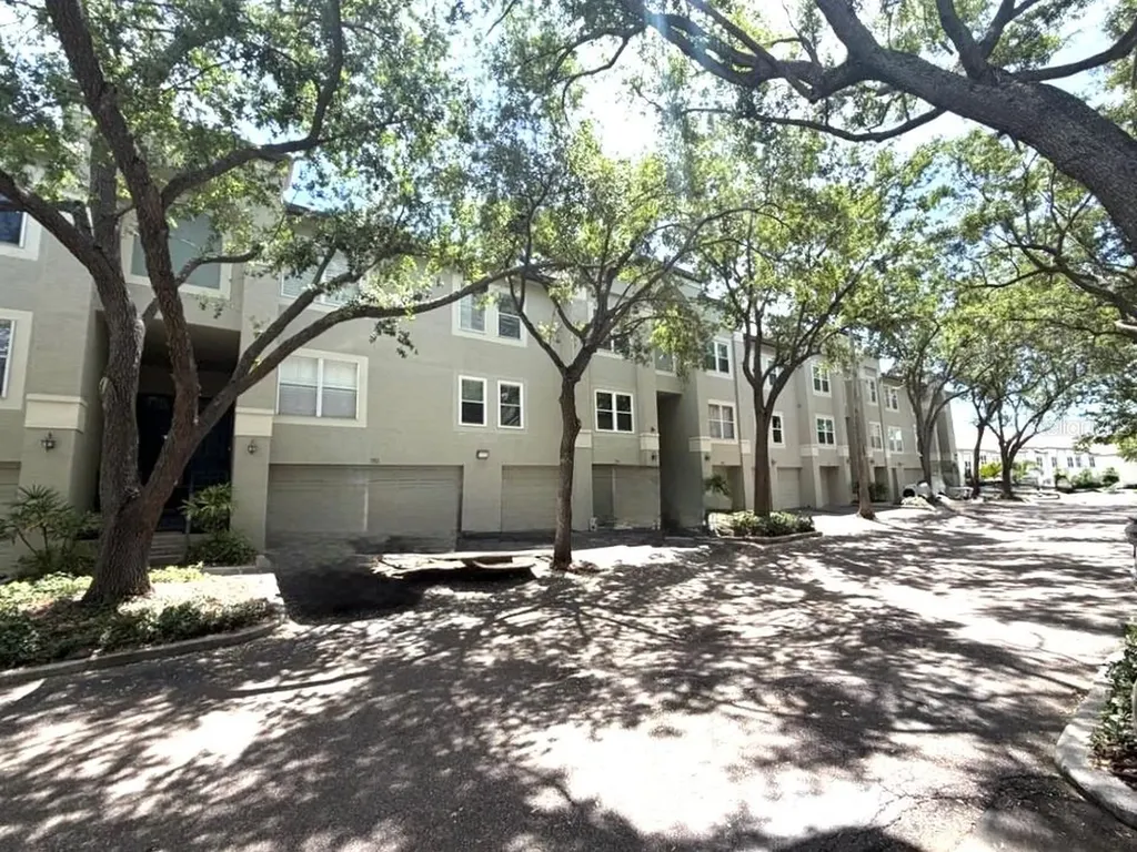 756 Coral Reef Drive Tampa FL 33602