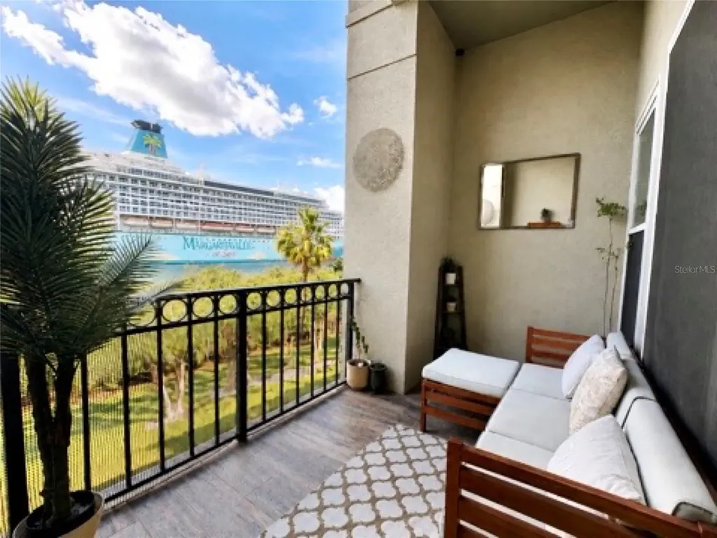 756 Coral Reef Drive Tampa FL 33602