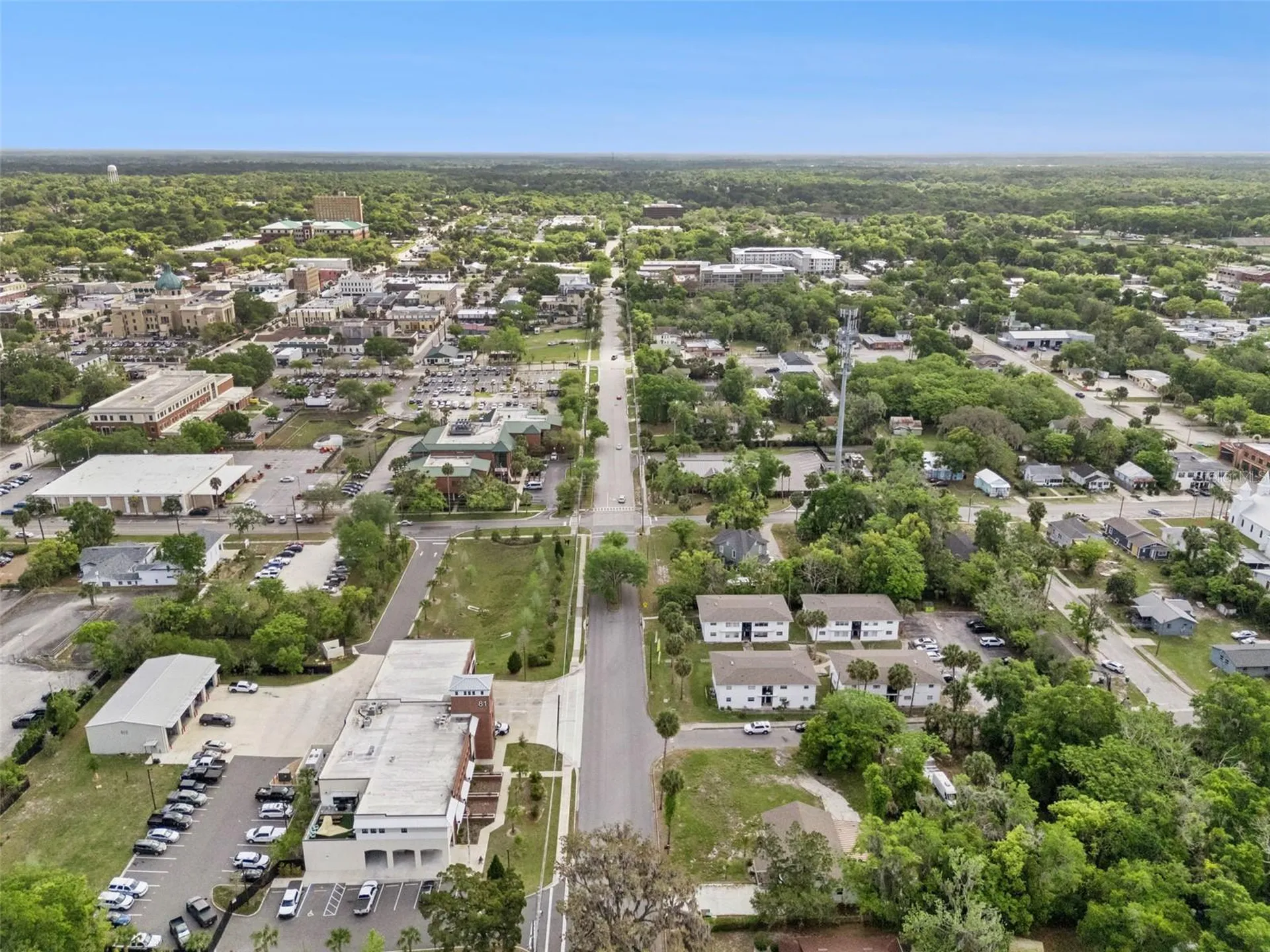 334 W Howry Avenue Deland FL 32720
