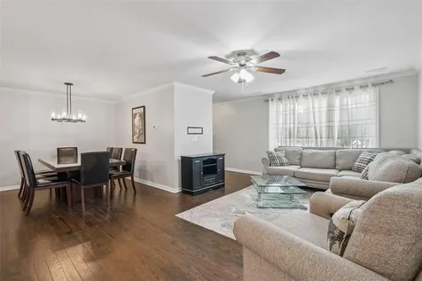 334 W Howry Avenue Deland FL 32720