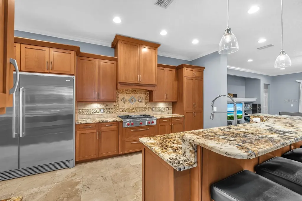 5613 Lark Meadow Place Lithia FL 33547