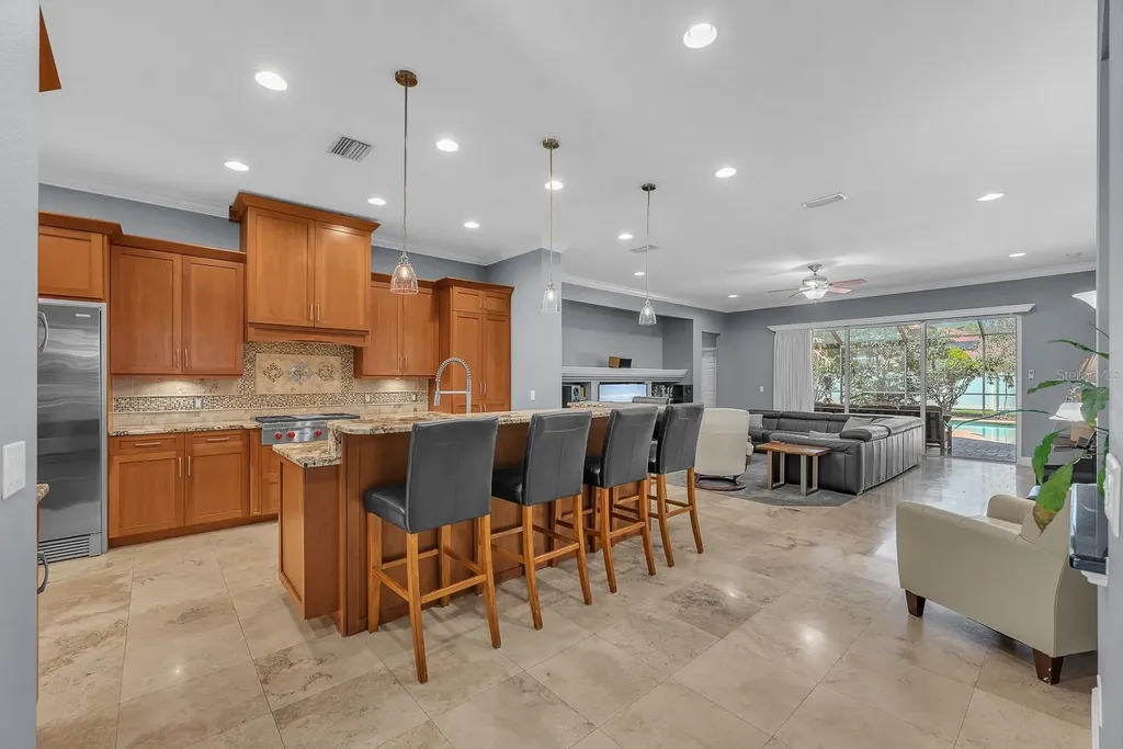 5613 Lark Meadow Place Lithia FL 33547