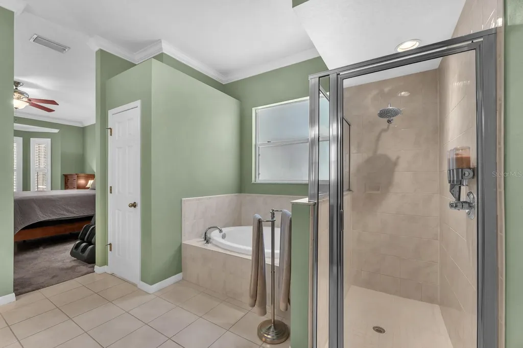5613 Lark Meadow Place Lithia FL 33547