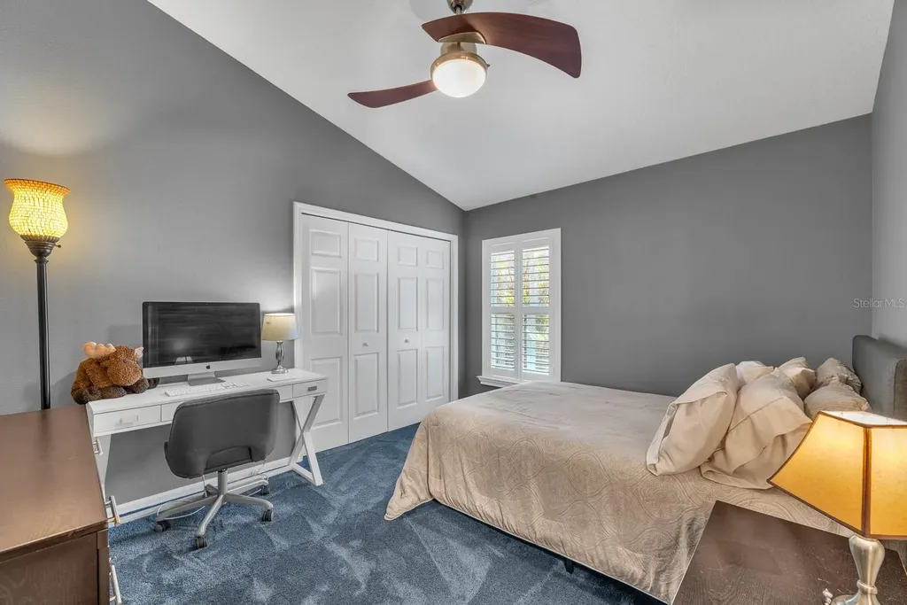 5613 Lark Meadow Place Lithia FL 33547