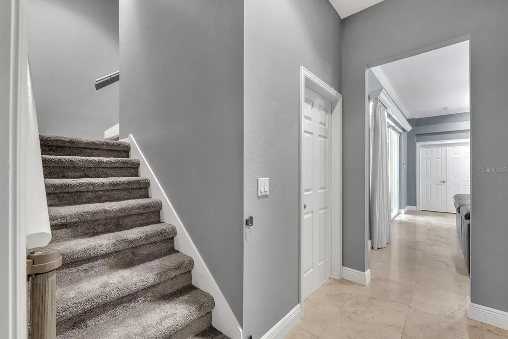 5613 Lark Meadow Place Lithia FL 33547