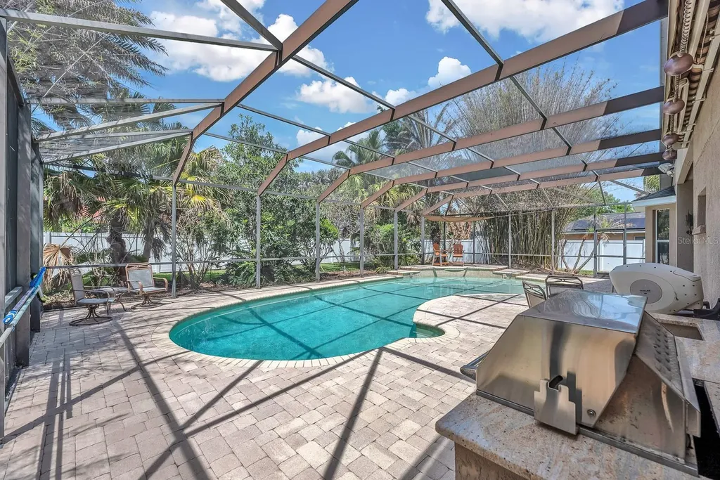 5613 Lark Meadow Place Lithia FL 33547