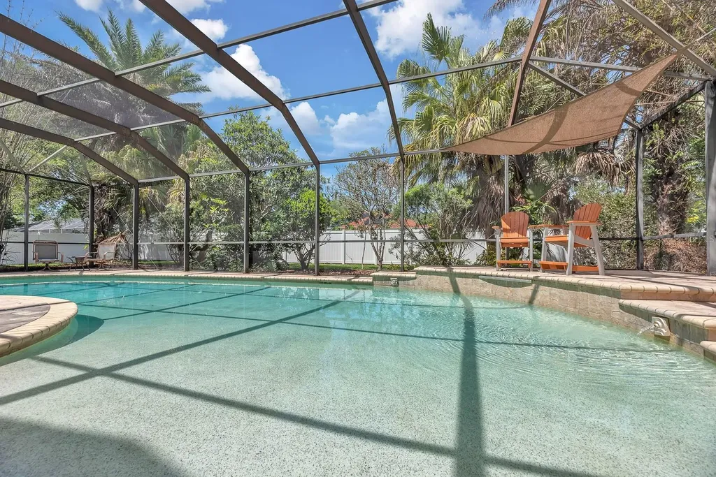 5613 Lark Meadow Place Lithia FL 33547