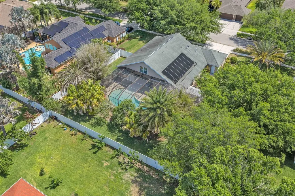 5613 Lark Meadow Place Lithia FL 33547