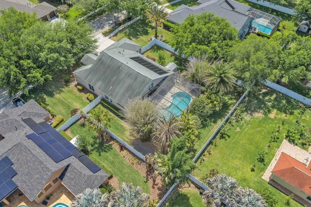 5613 Lark Meadow Place Lithia FL 33547