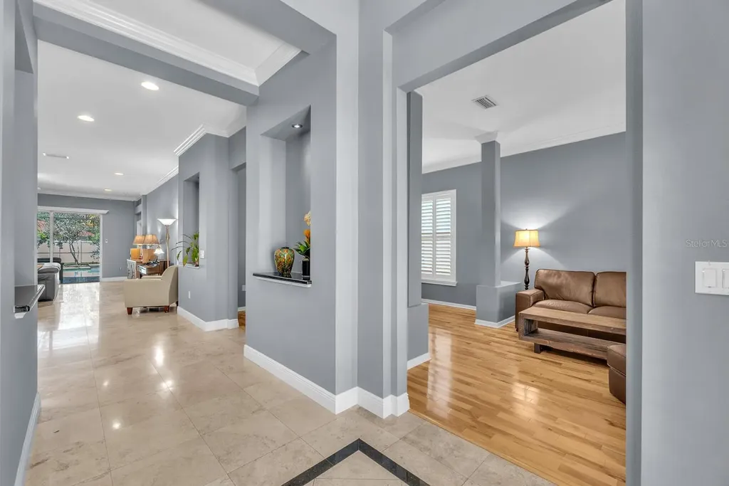 5613 Lark Meadow Place Lithia FL 33547