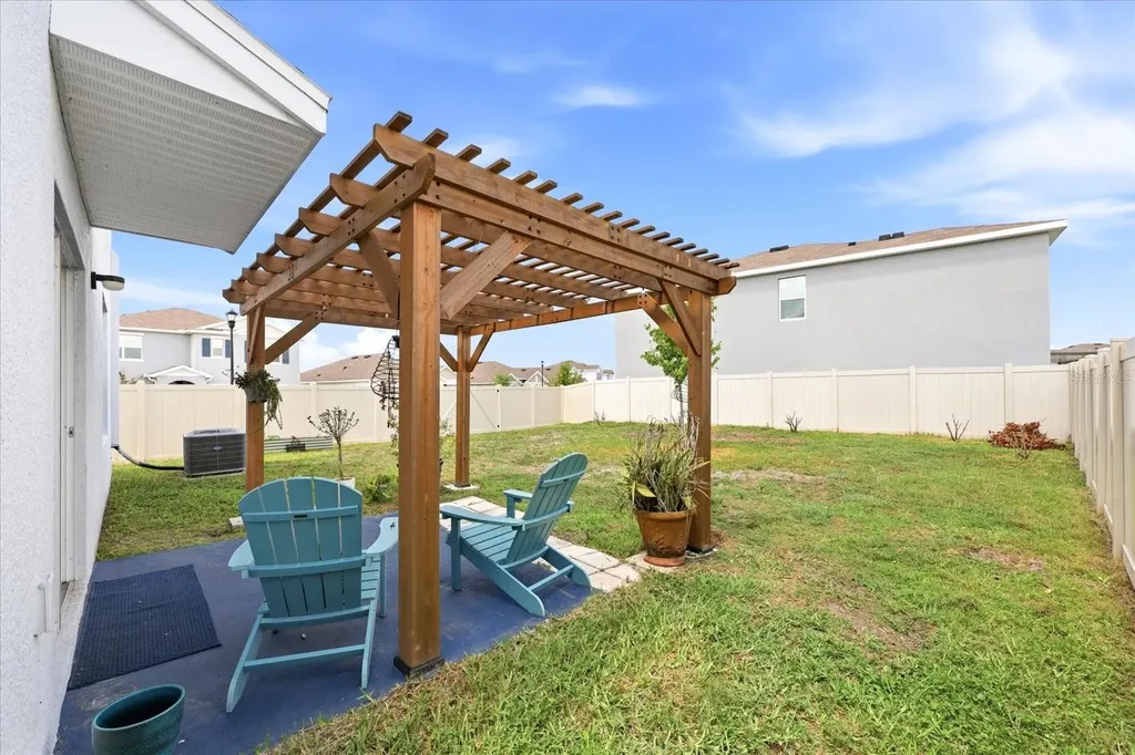 33479 Elm Hill Branch Wesley Chapel FL 33545