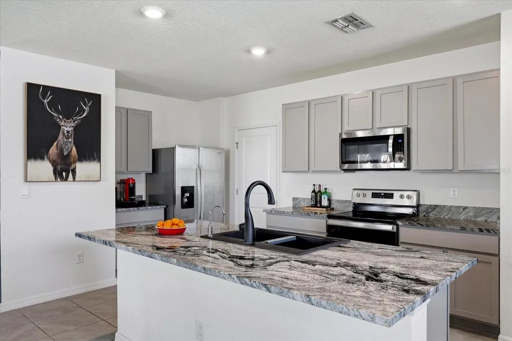 33479 Elm Hill Branch Wesley Chapel FL 33545