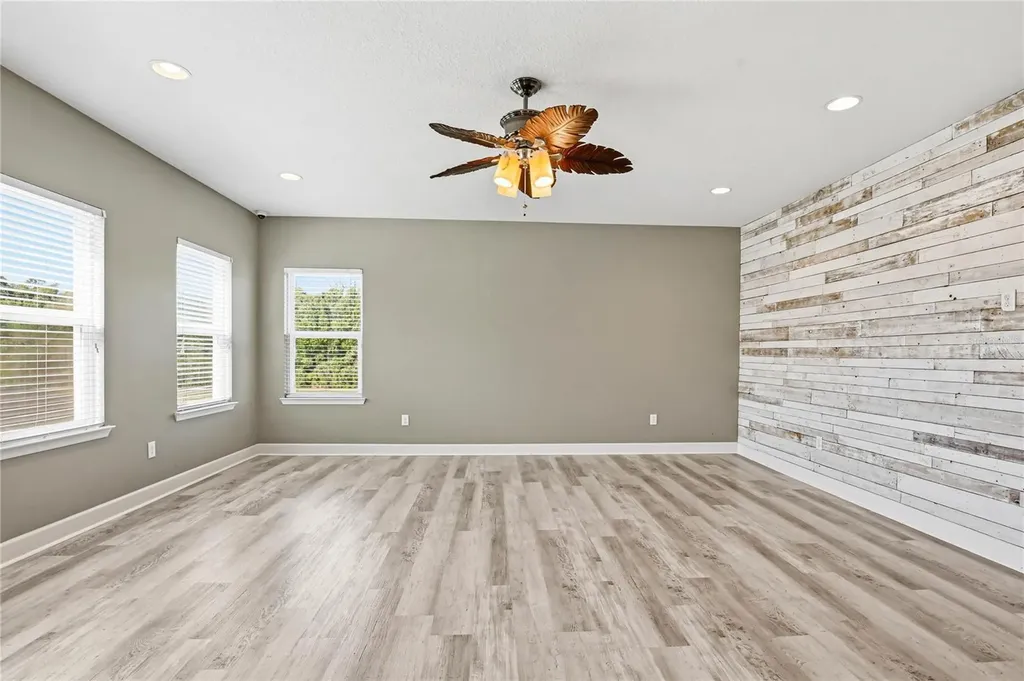1737 Virginia Willow Drive Wesley Chapel FL 33544