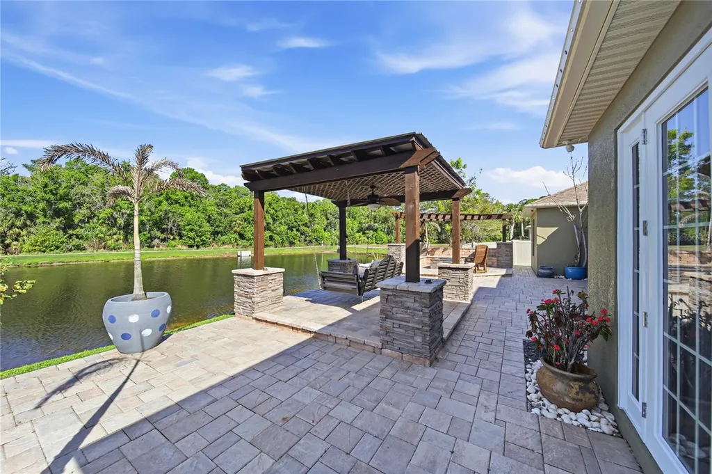 1737 Virginia Willow Drive Wesley Chapel FL 33544