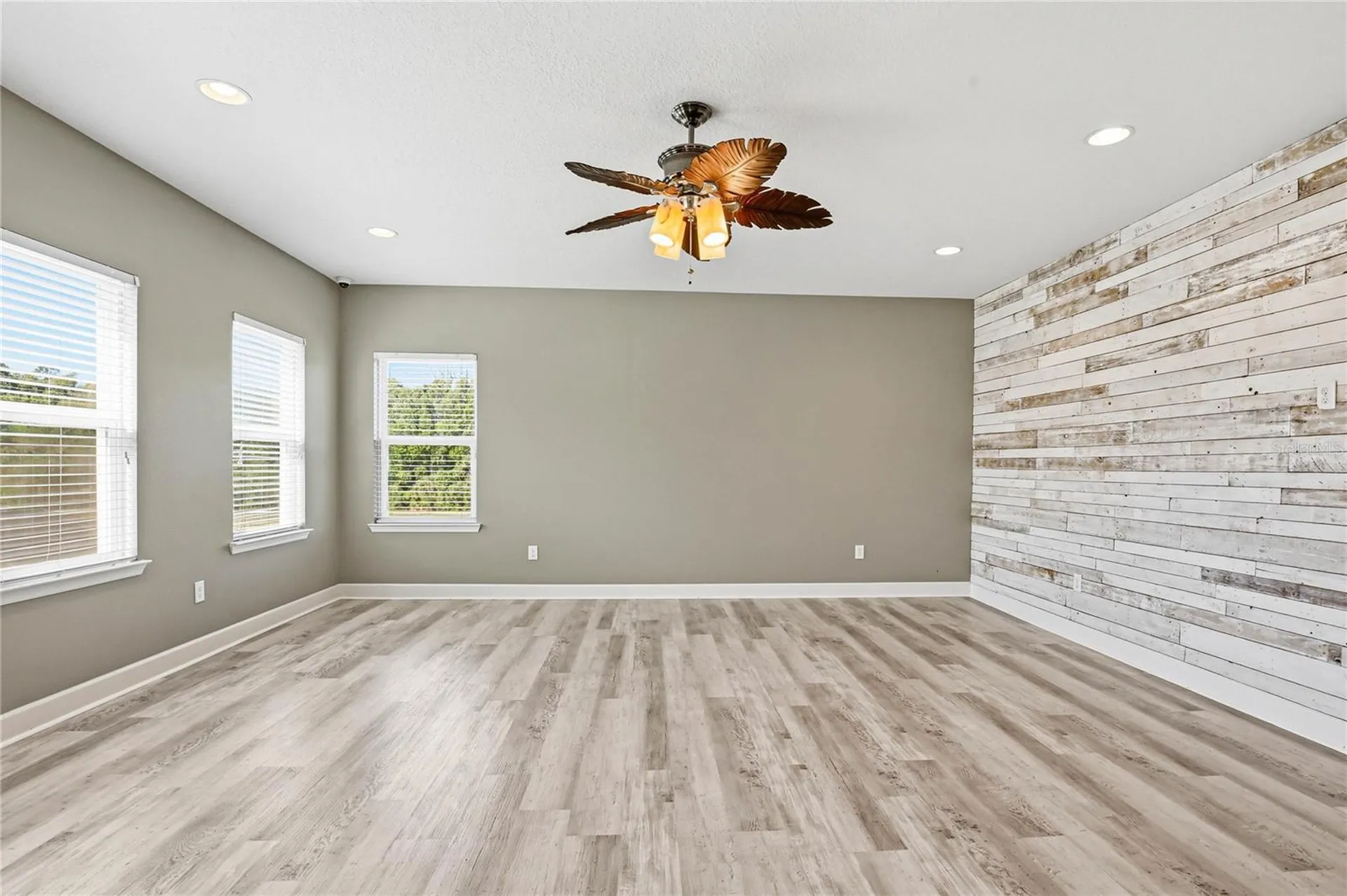 1737 Virginia Willow Drive Wesley Chapel FL 33544
