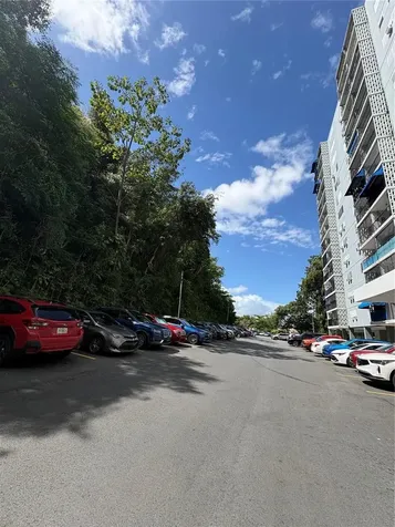 426 Ensenada Borinquen Towers Iii San Juan PR 00920