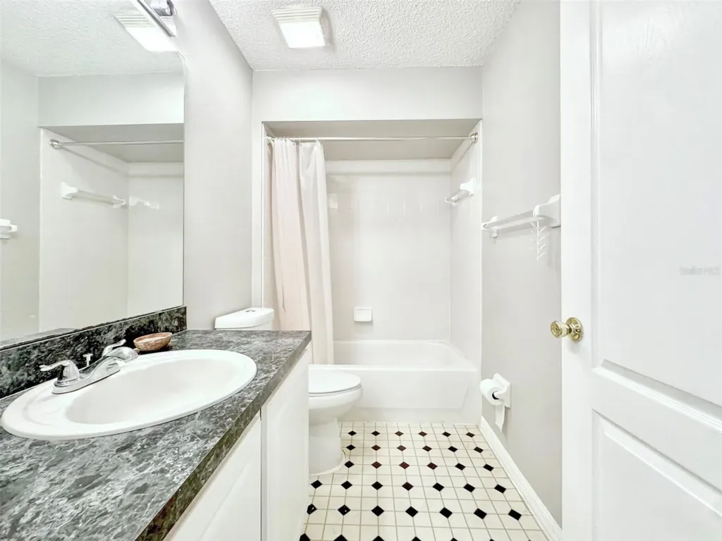1207 Royal Saint George Drive Orlando FL 32828