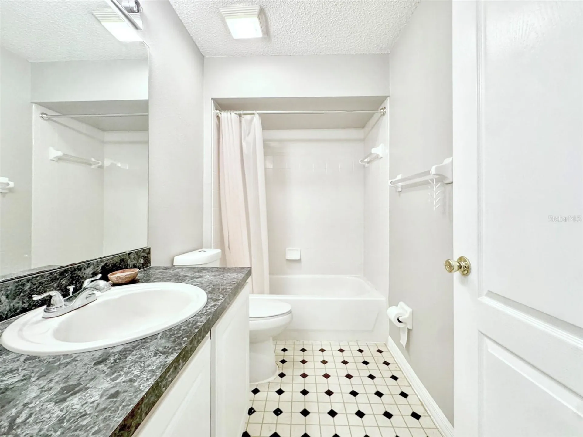 1207 Royal Saint George Drive Orlando FL 32828