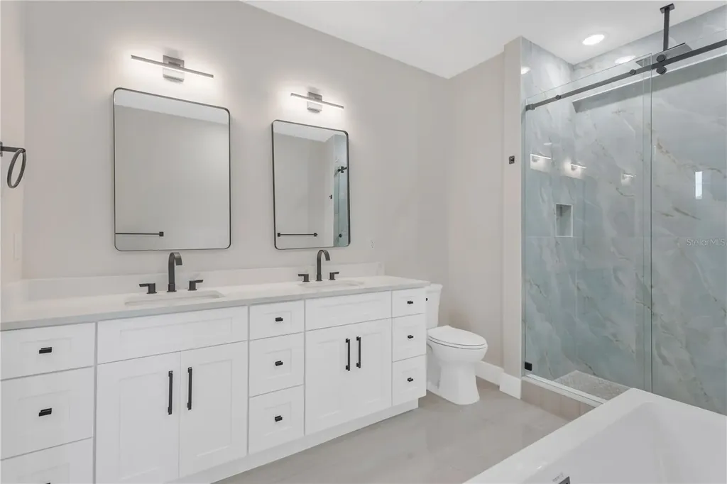 6021 Interbay Tampa FL 33611