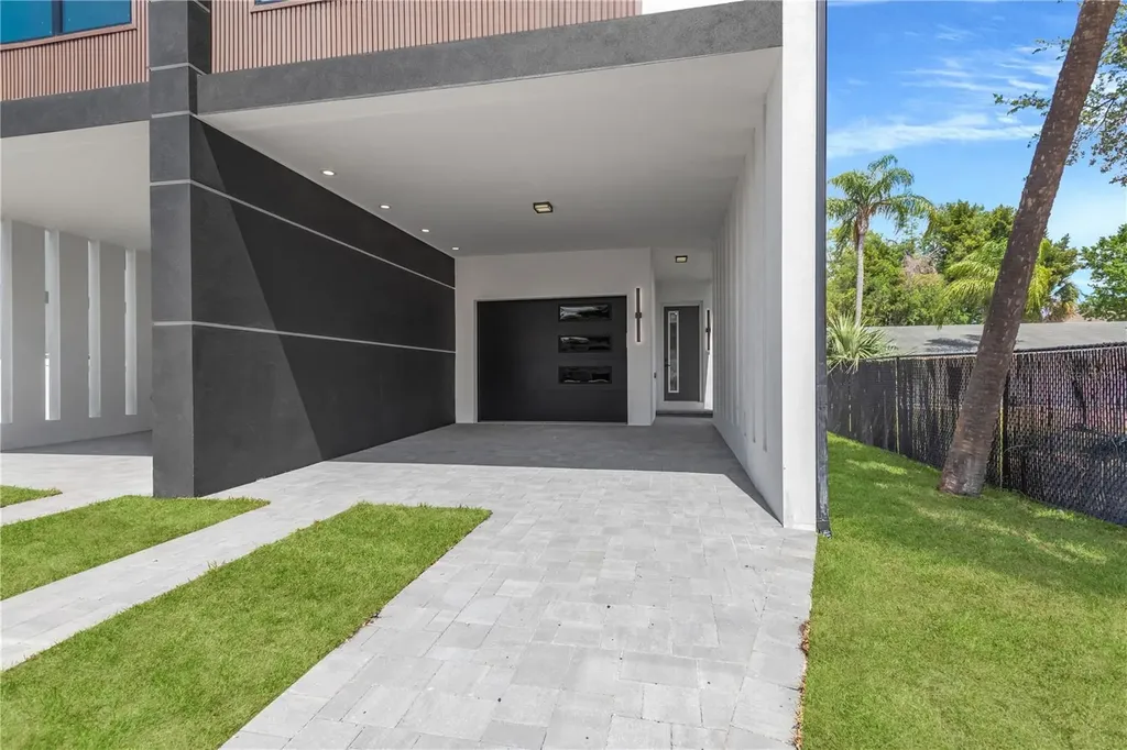6021 Interbay Tampa FL 33611