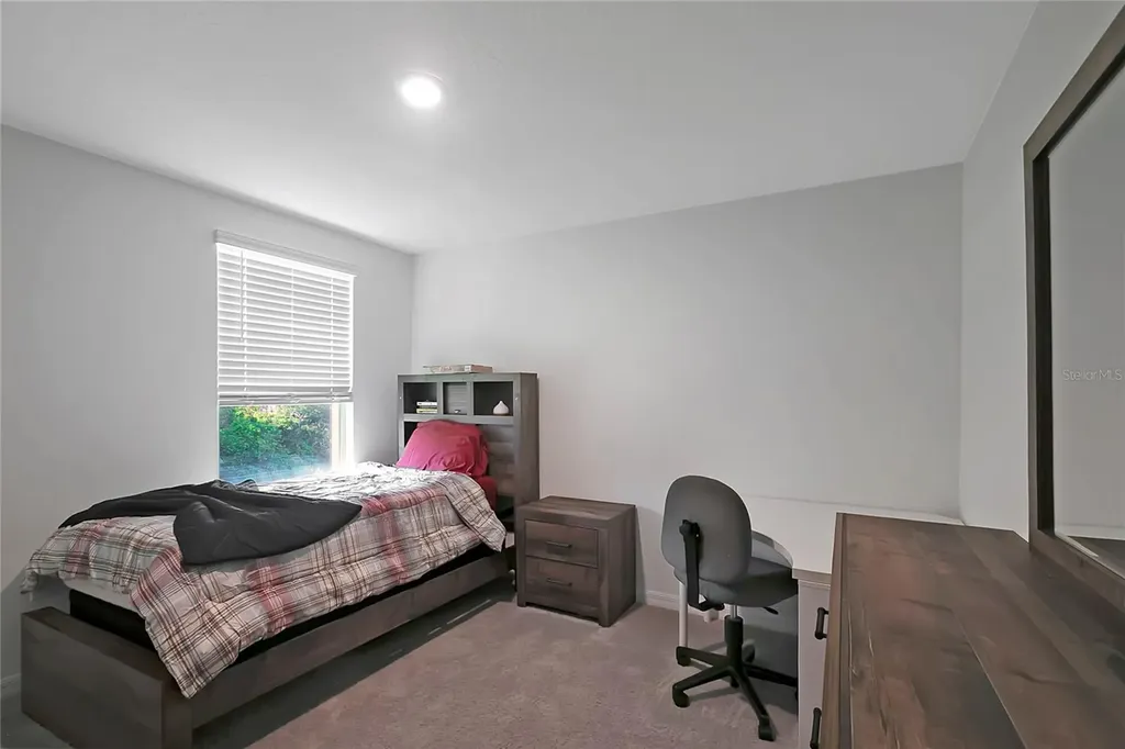 7737 Rosewood Garden Loop Tampa FL 33637