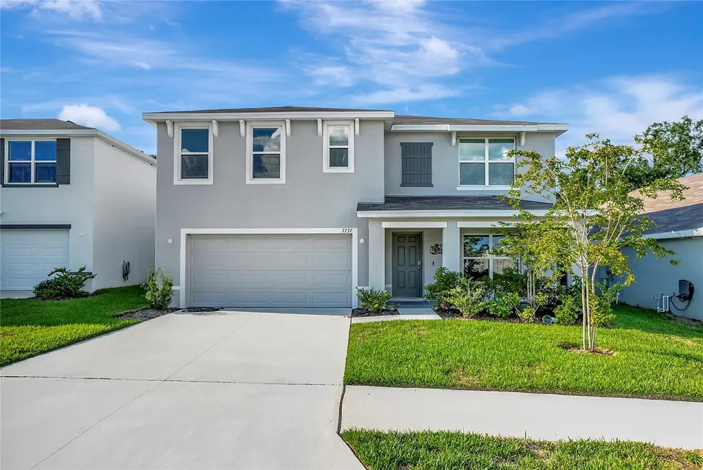 7737 Rosewood Garden Loop Tampa FL 33637