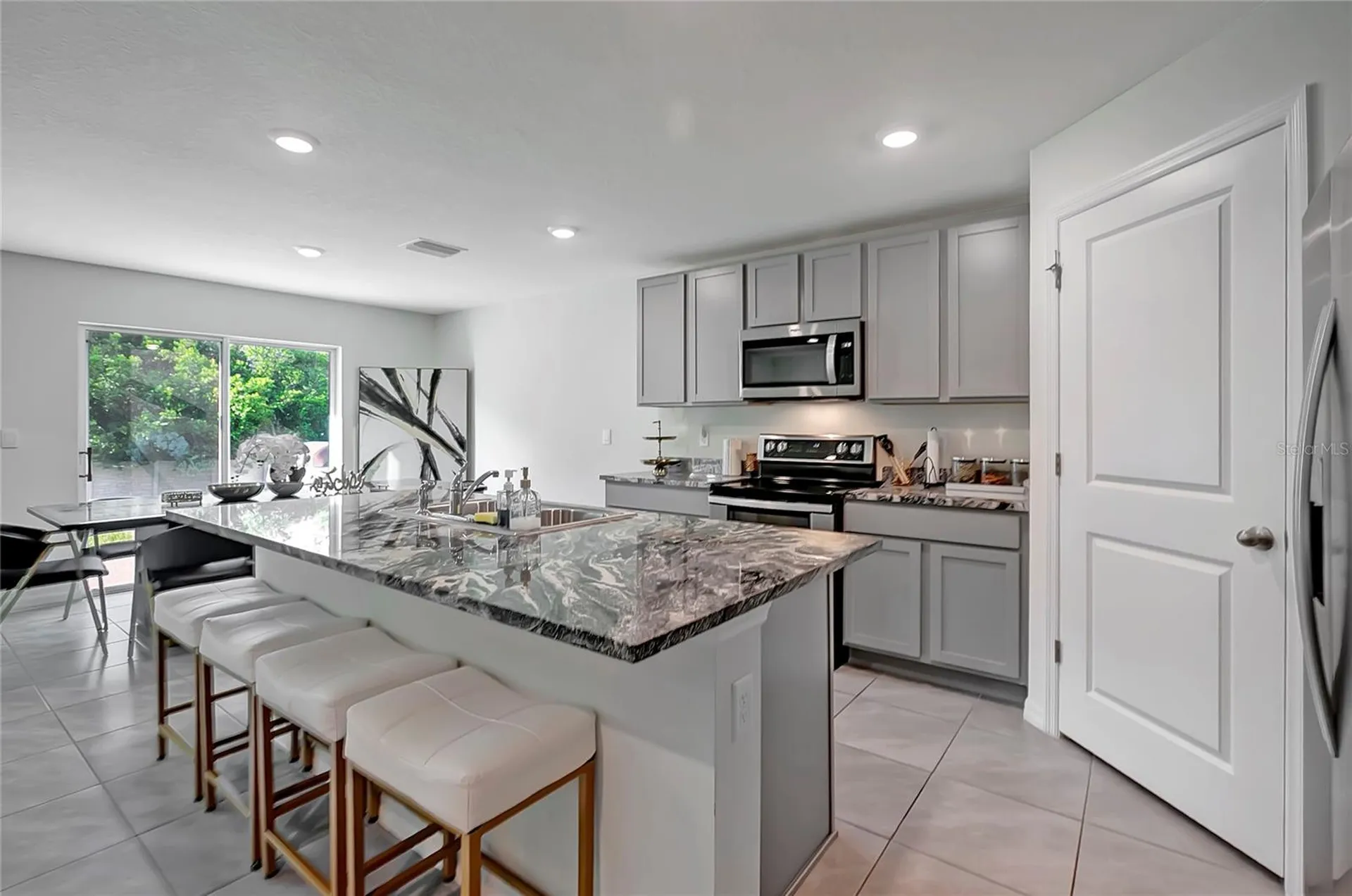 7737 Rosewood Garden Loop Tampa FL 33637