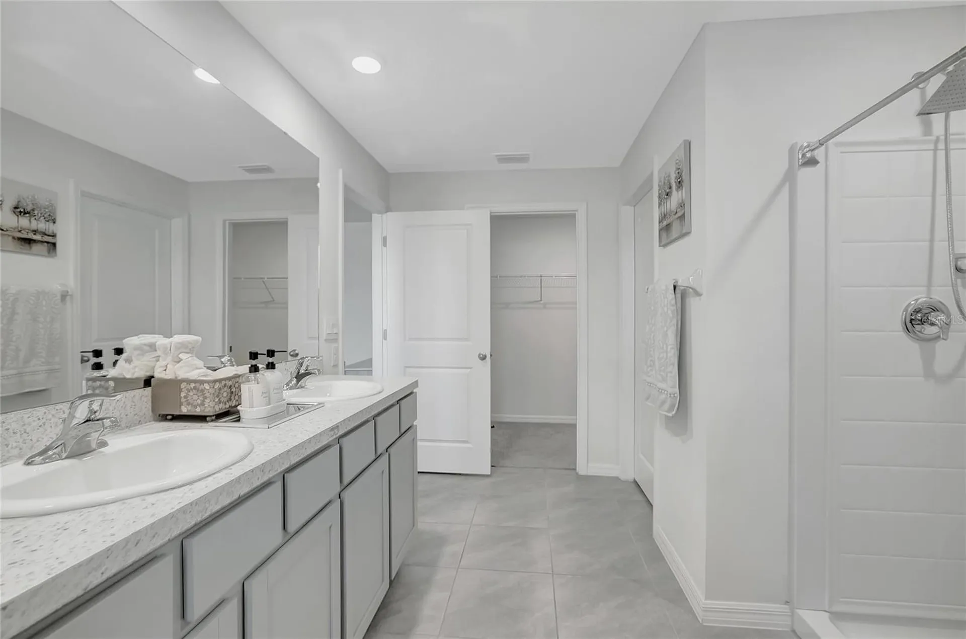 7737 Rosewood Garden Loop Tampa FL 33637